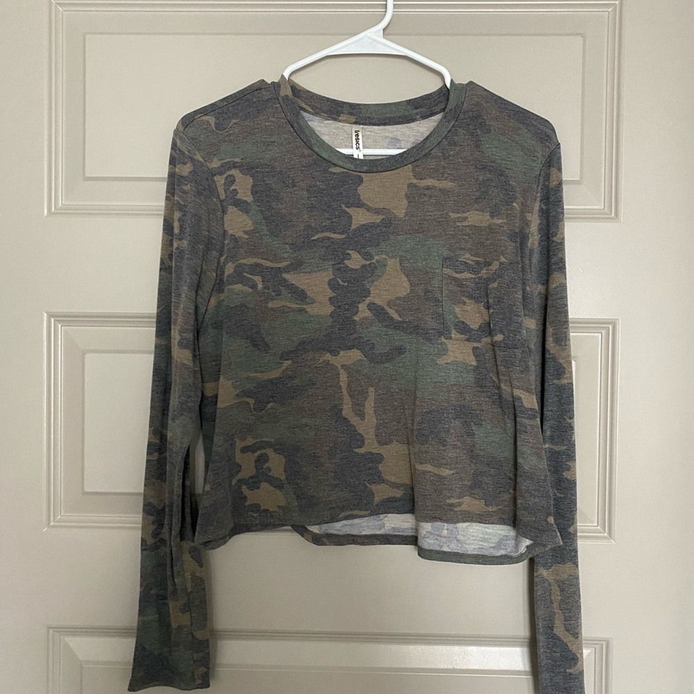 Soft camo long sleeve